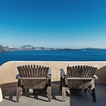 Lucky Homes - * Oia